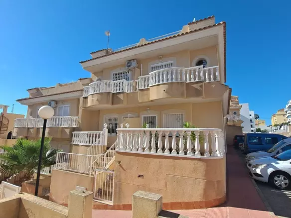 2-bedroom Town House In Orihuela Costa, Spain (80 M²)
