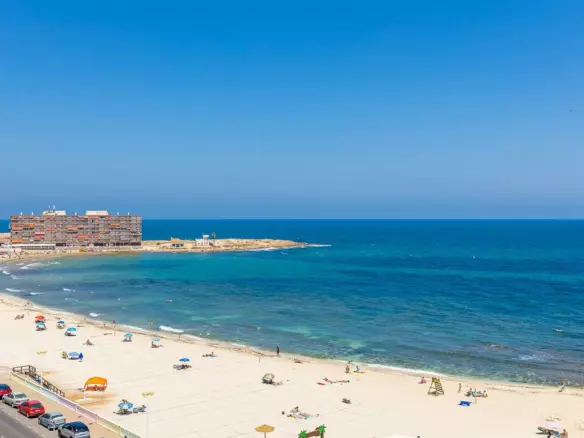 3-bedroom Apartment In Torrevieja, Spain (104 M²)