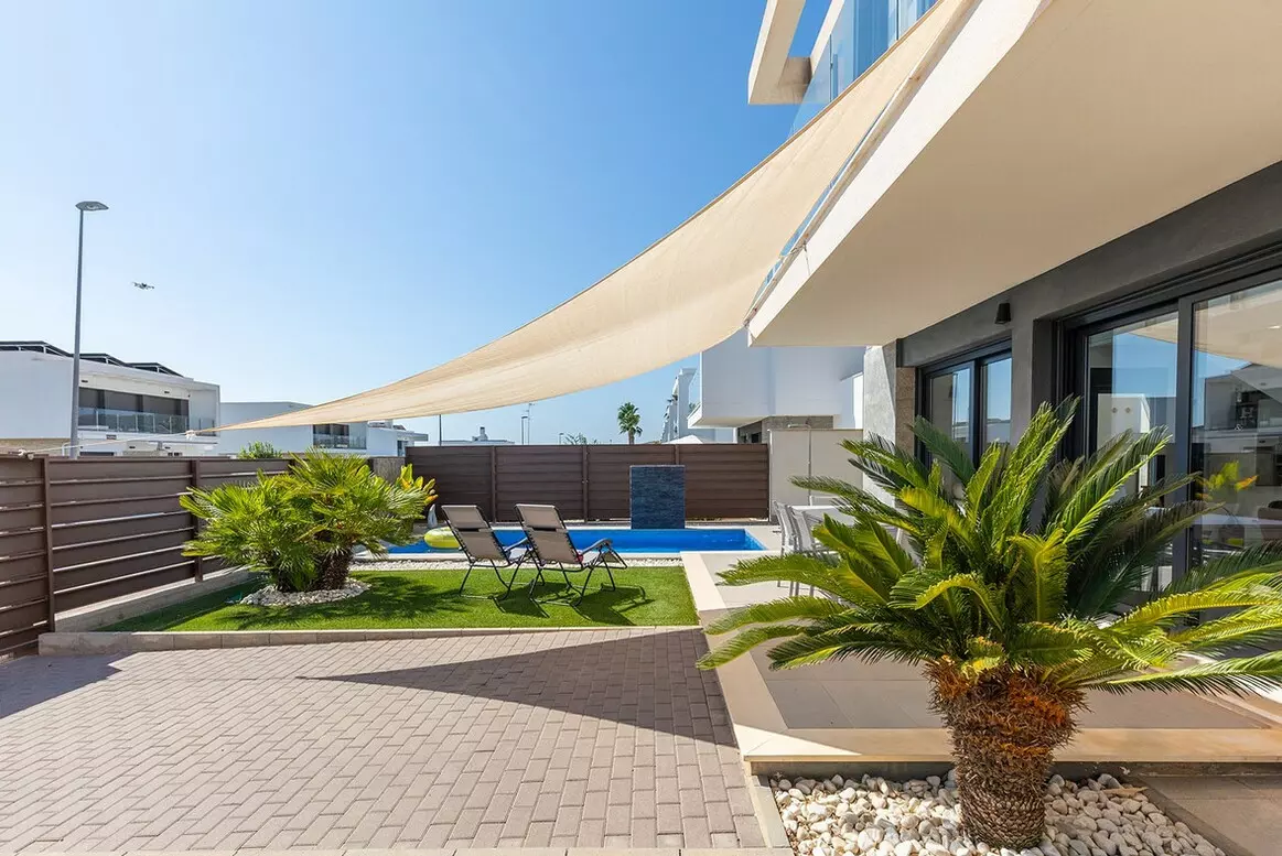 3-bedroom Villa In Orihuela, Spain (105 M²)