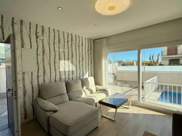 4-bedroom Villa In Pilar De La Horadada, Spain (150 M²)