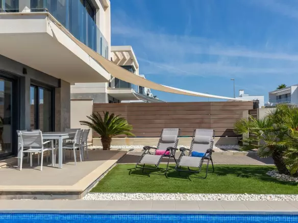 3-bedroom Villa In Orihuela, Spain (105 M²)