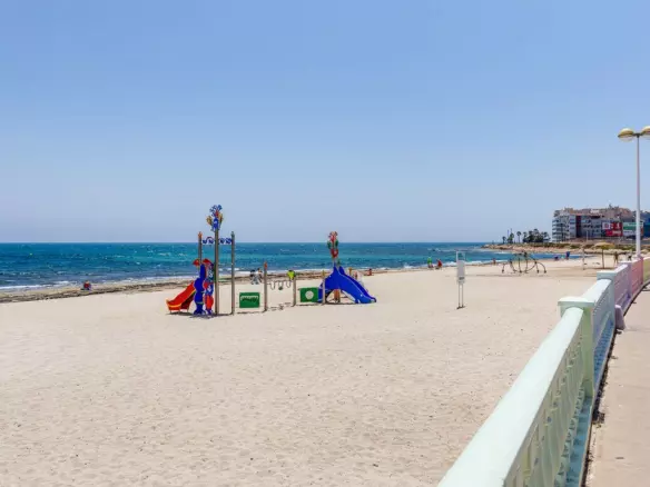 3-bedroom Apartment In Torrevieja, Spain (104 M²)