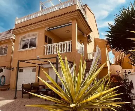 3-bedroom Villa In Orihuela Costa, Spain (160 M²)
