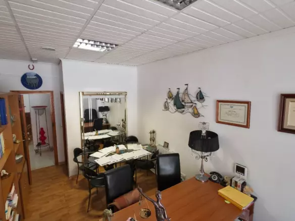Commercial Unit In Guardamar Del Segura, Spain (45 M²)