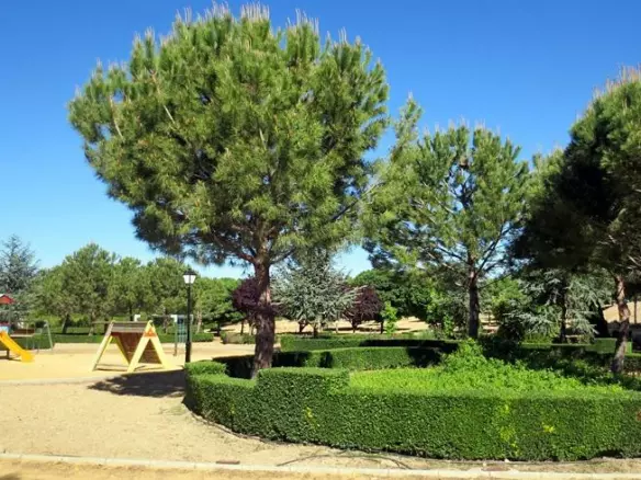 Urban Plot In Granada, Spain (287 M²)
