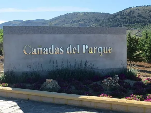 Urban Plot In Granada, Spain (287 M²)