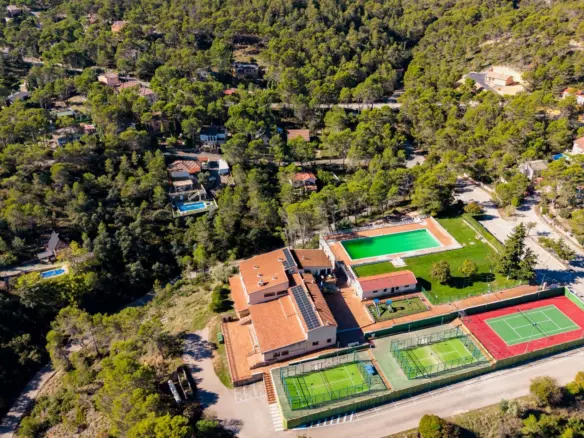 Urban Plot In Albalate De Zorita, Spain (60.853 M² Plot)