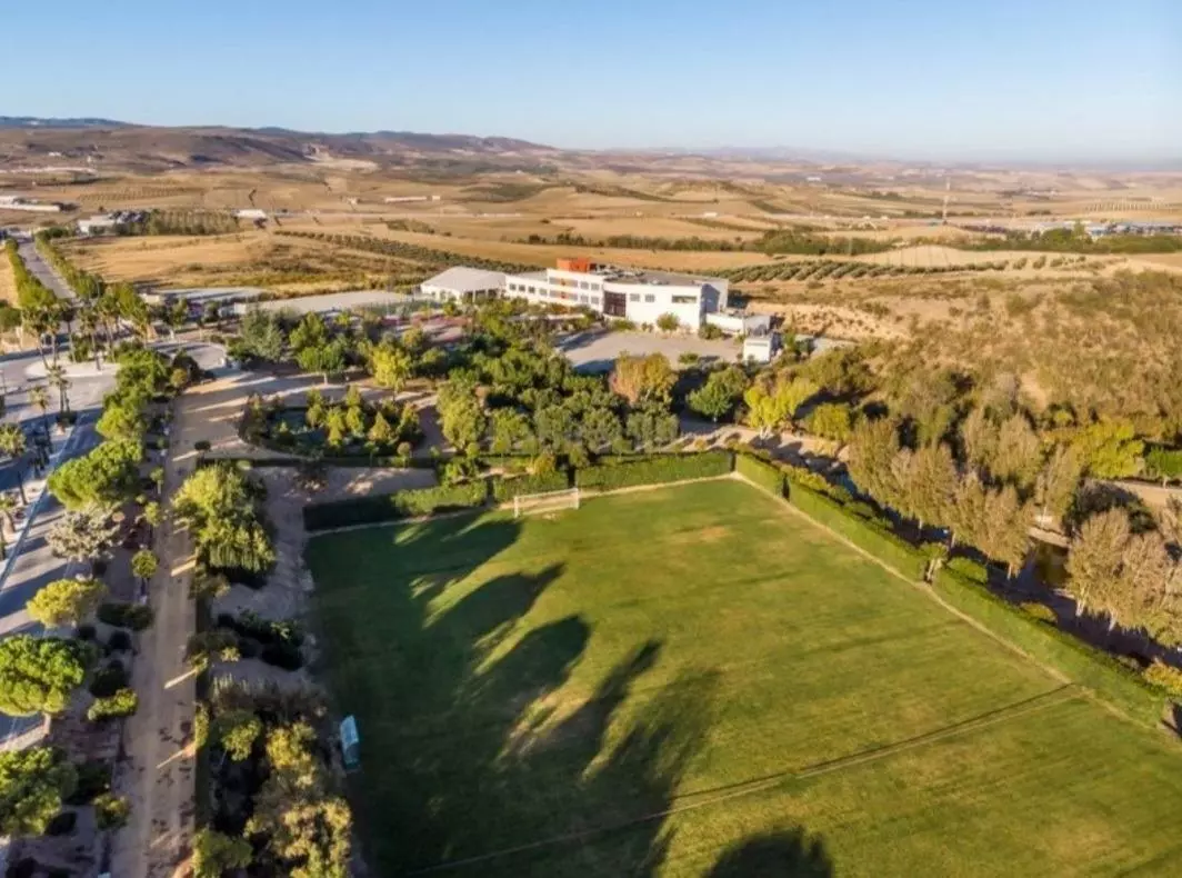 Urban Plot In Granada, Spain (287 M²)