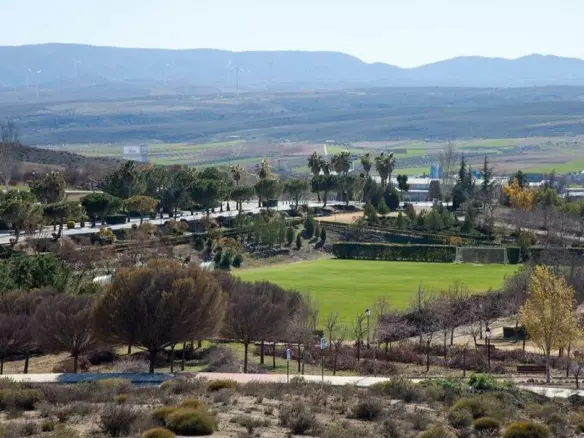 Urban Plot In Granada, Spain (287 M²)