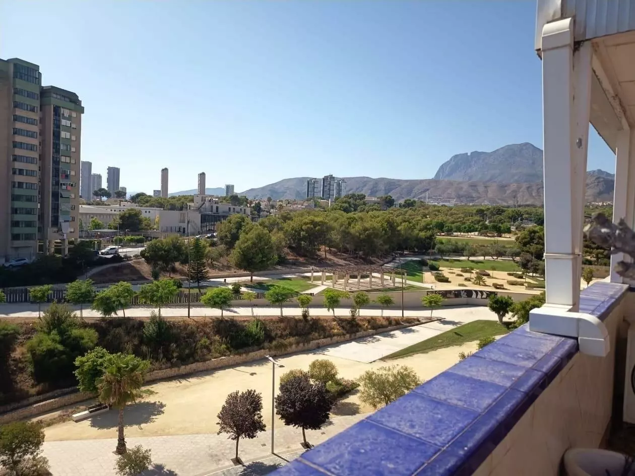 3-bedroom Apartment In Benidorm, Spain (97 M²)