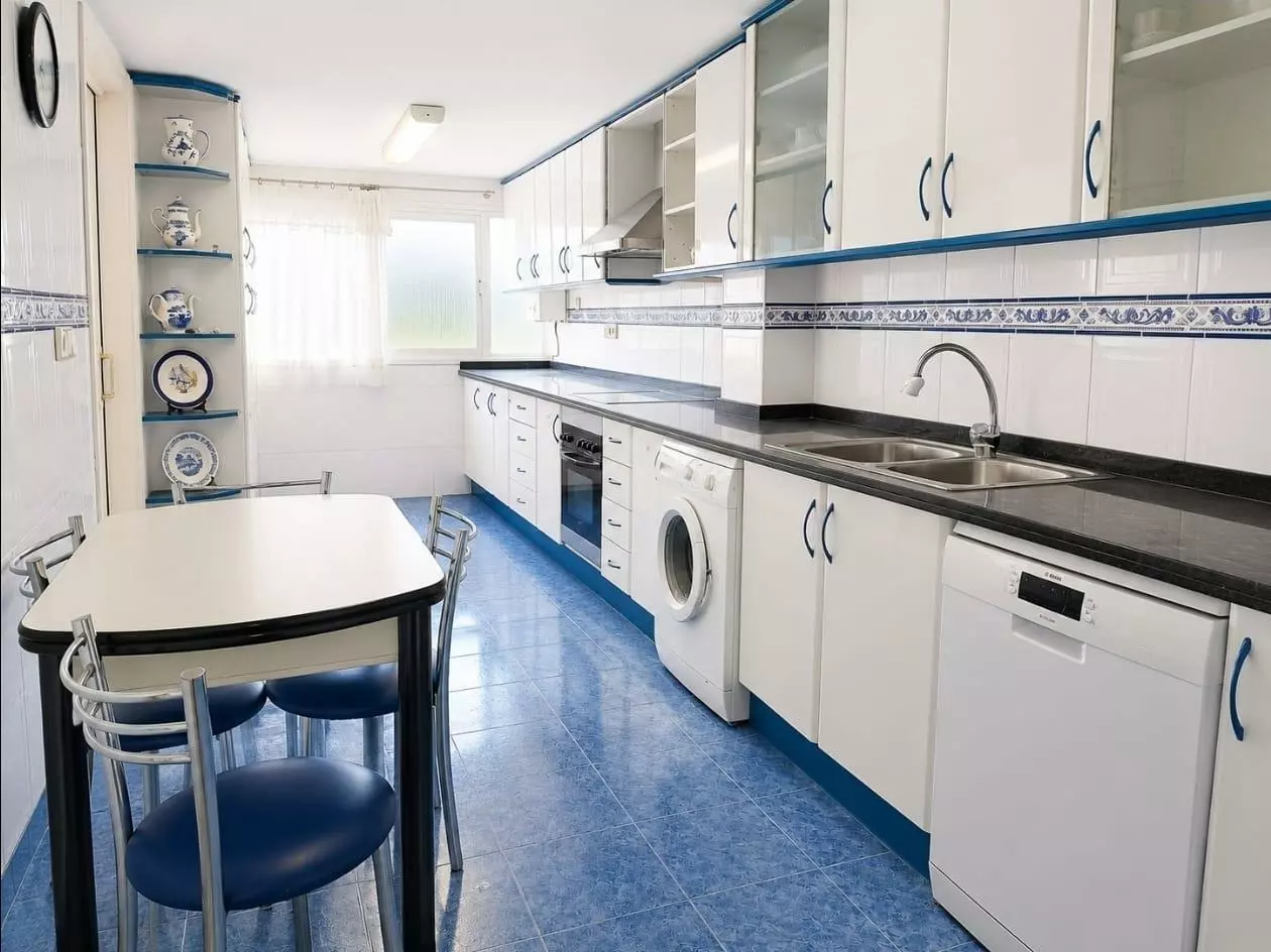 3-bedroom Apartment In Benidorm, Spain (97 M²)