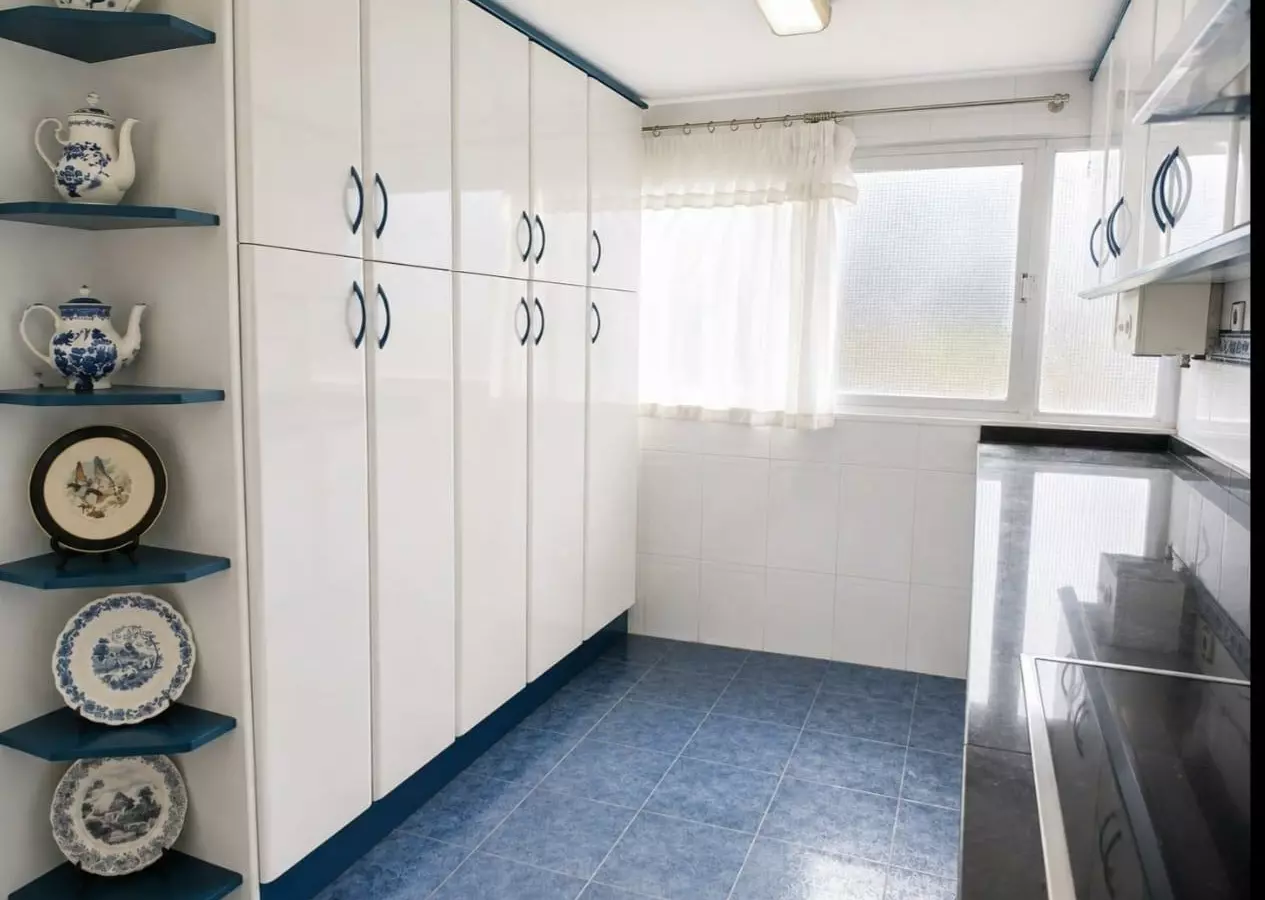 3-bedroom Apartment In Benidorm, Spain (97 M²)