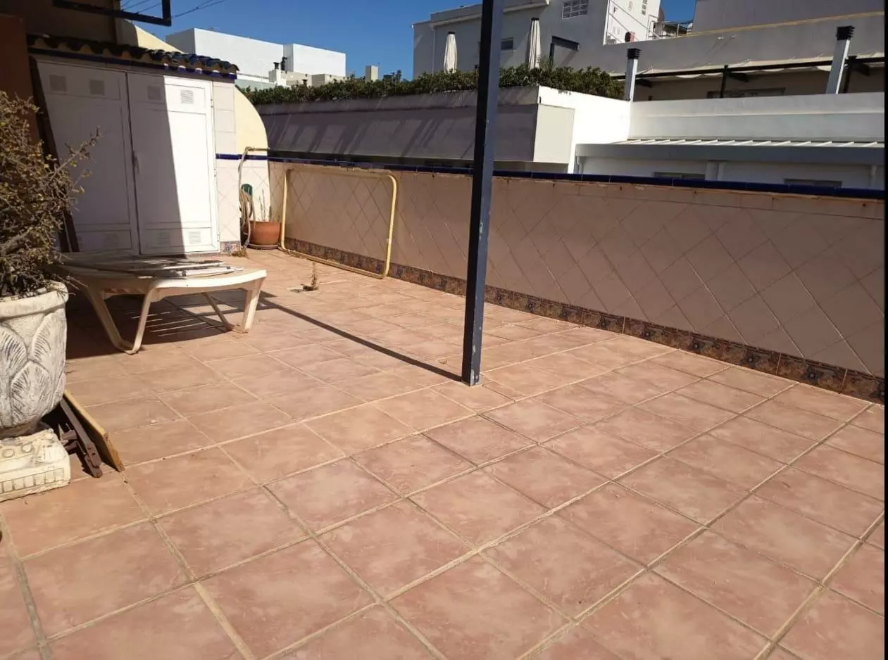 3-bedroom Apartment In Benidorm, Spain (97 M²)