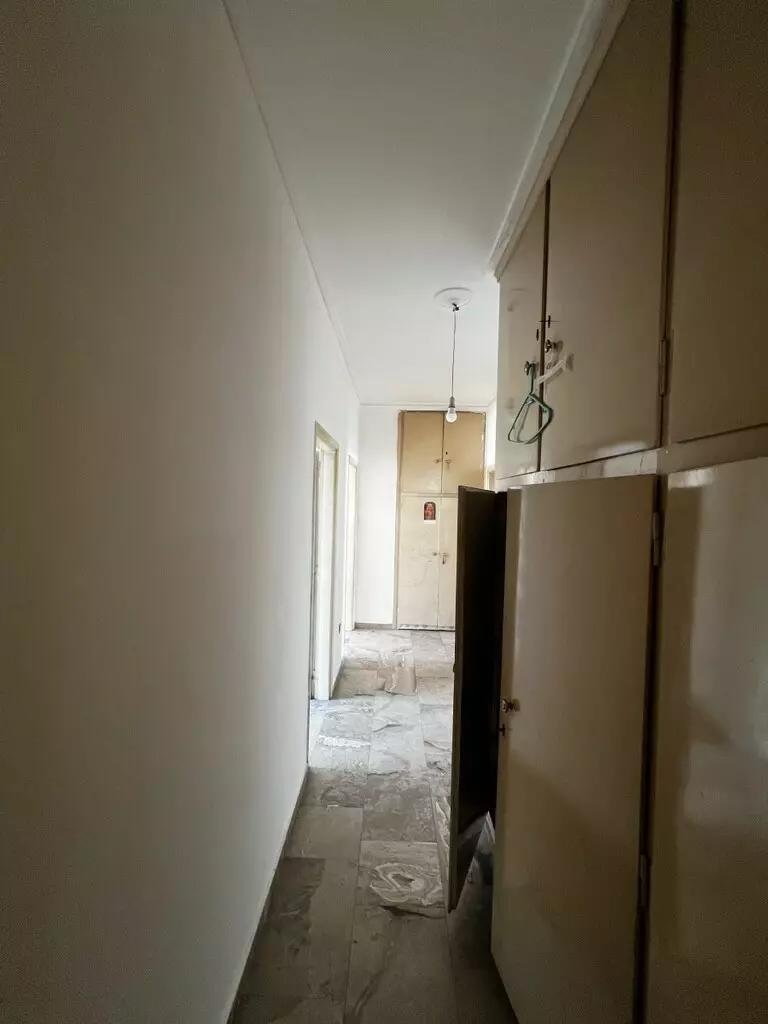 3-bedroom Flat In Zografou, Greece (141 M²)