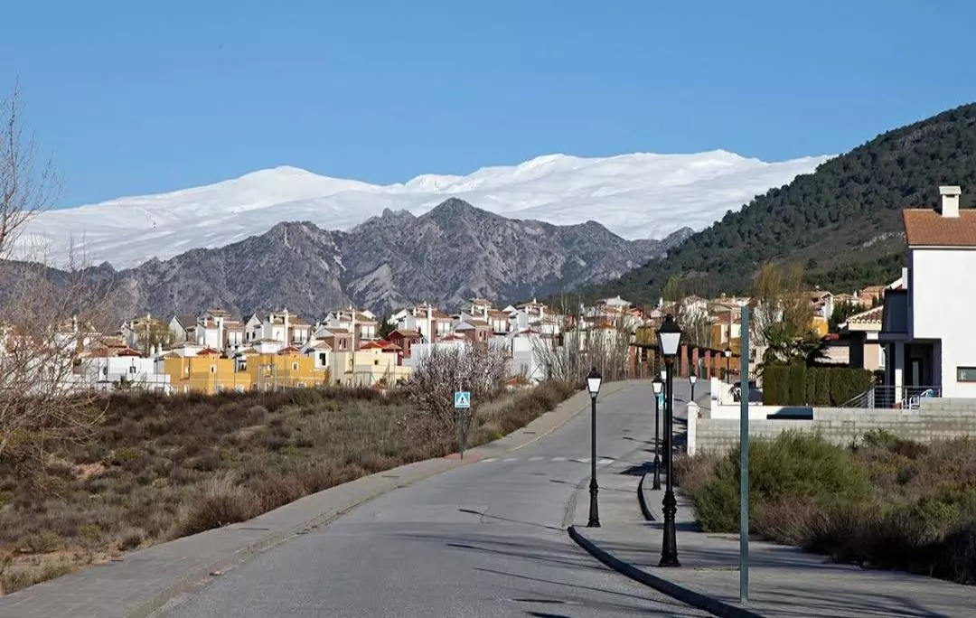 Urban Plot In Dilar, Spain (232 M²)