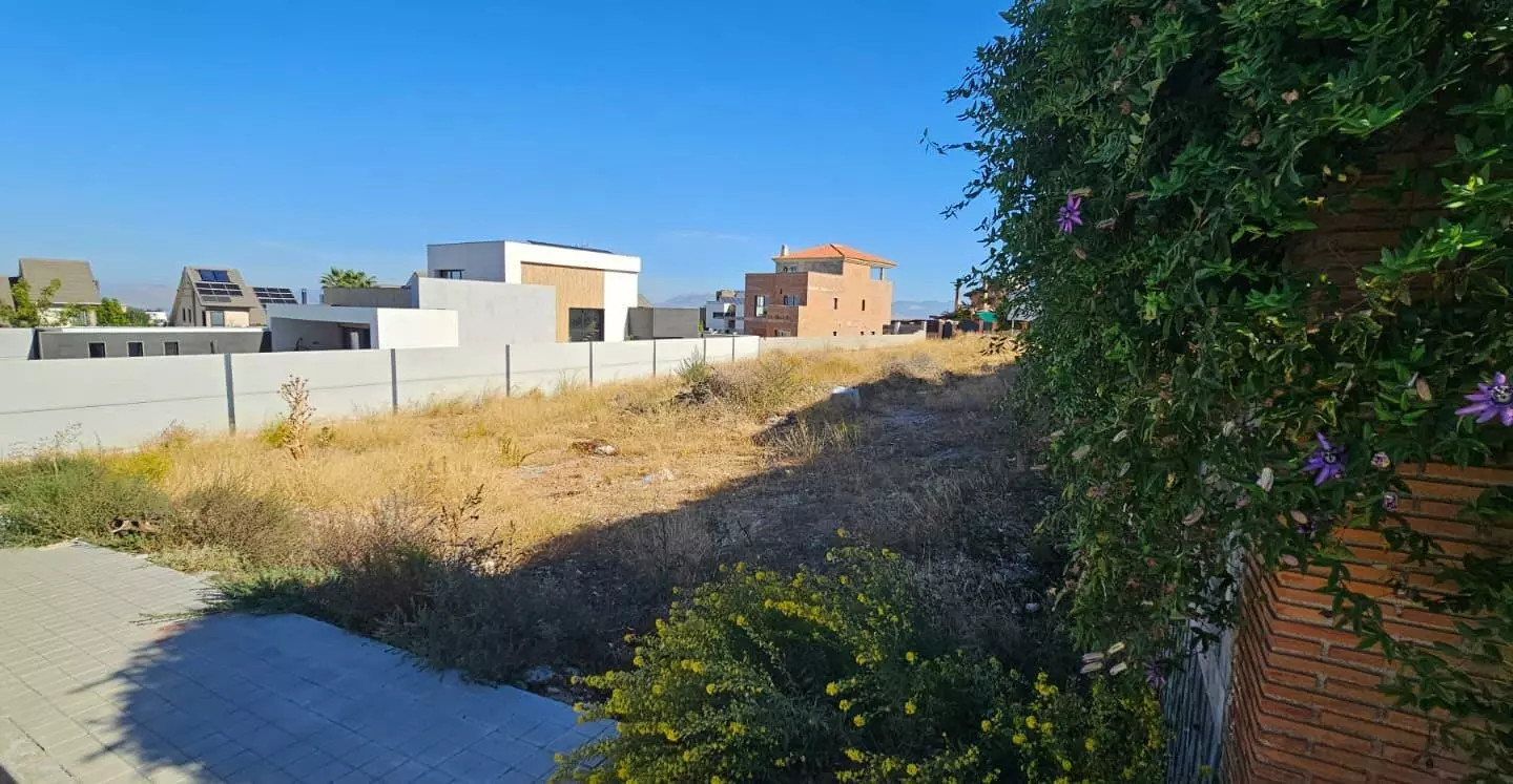 Urban Plot In Dilar, Spain (232 M²)