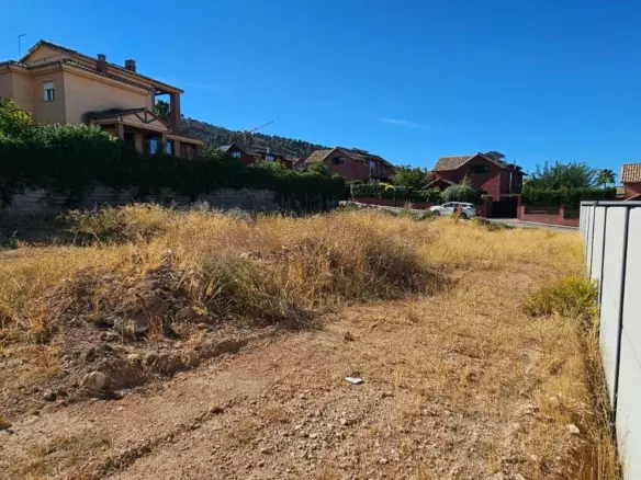 Urban Plot In Dilar, Spain (232 M²)