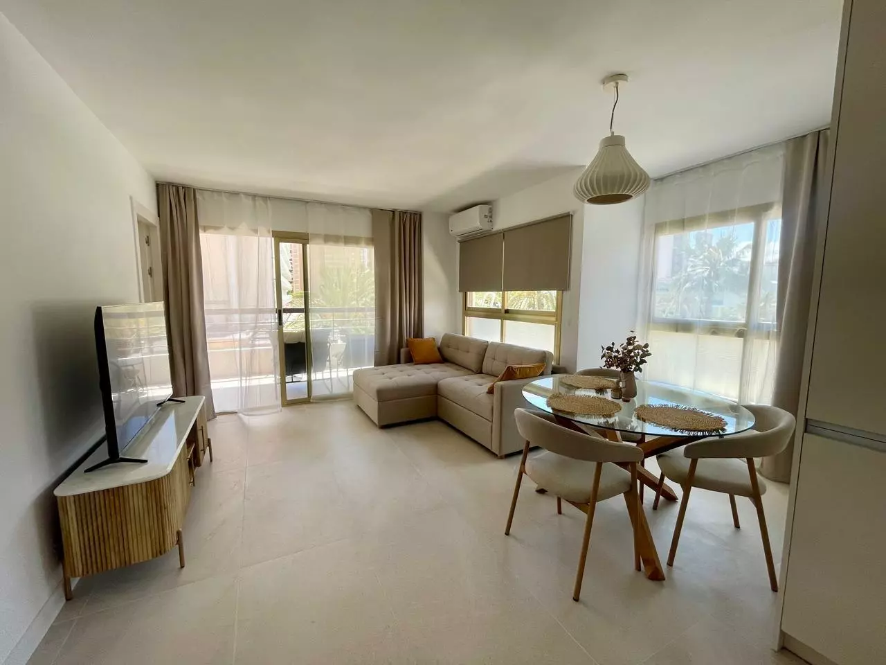 5-6-9552bf 1-bedroom Apartment In Benidorm, Spain (50 M²)