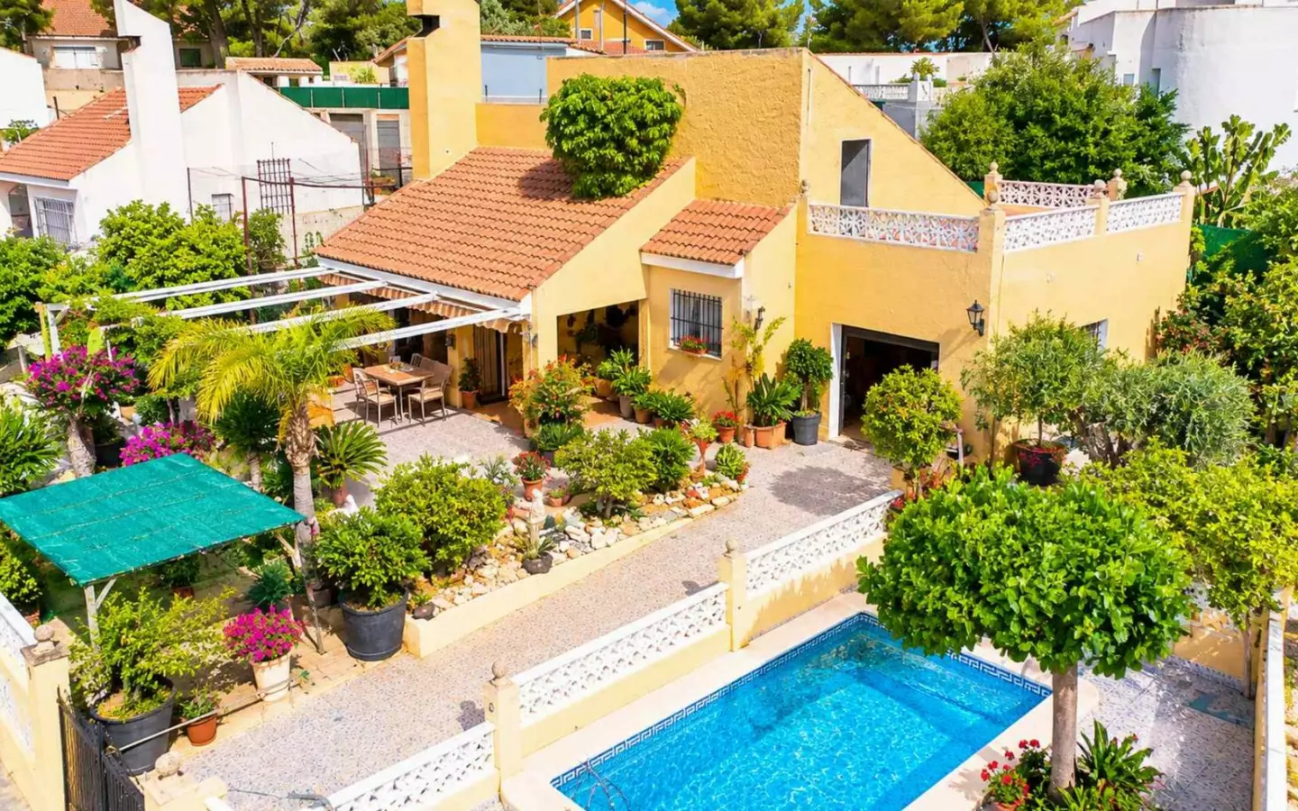 3-bedroom Villa In San Miguel De Salinas, Spain (249 M²)