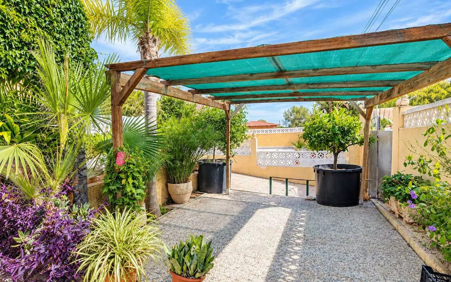 3-bedroom Villa In San Miguel De Salinas, Spain (249 M²)