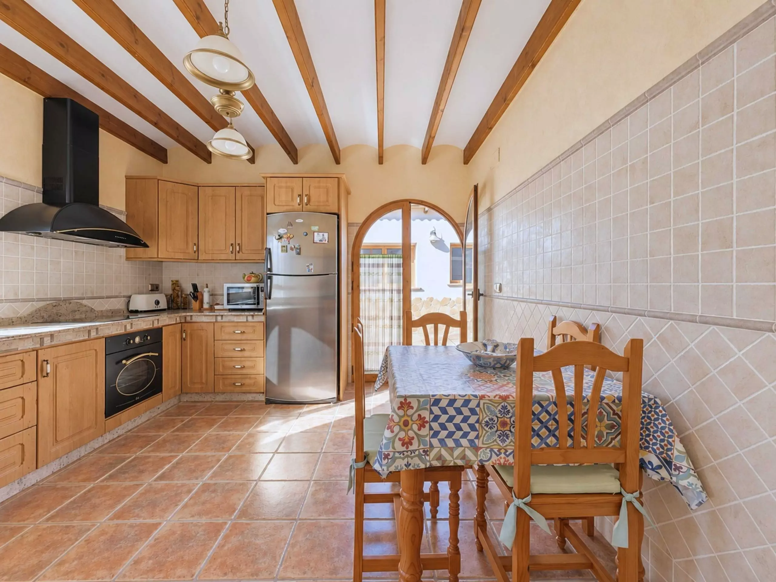 3-bedroom Townhouse In Pinoso, Spain (260 M²)