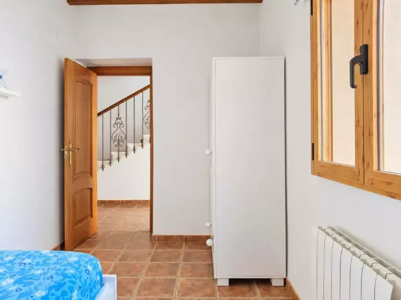 3-bedroom Townhouse In Pinoso, Spain (260 M²)