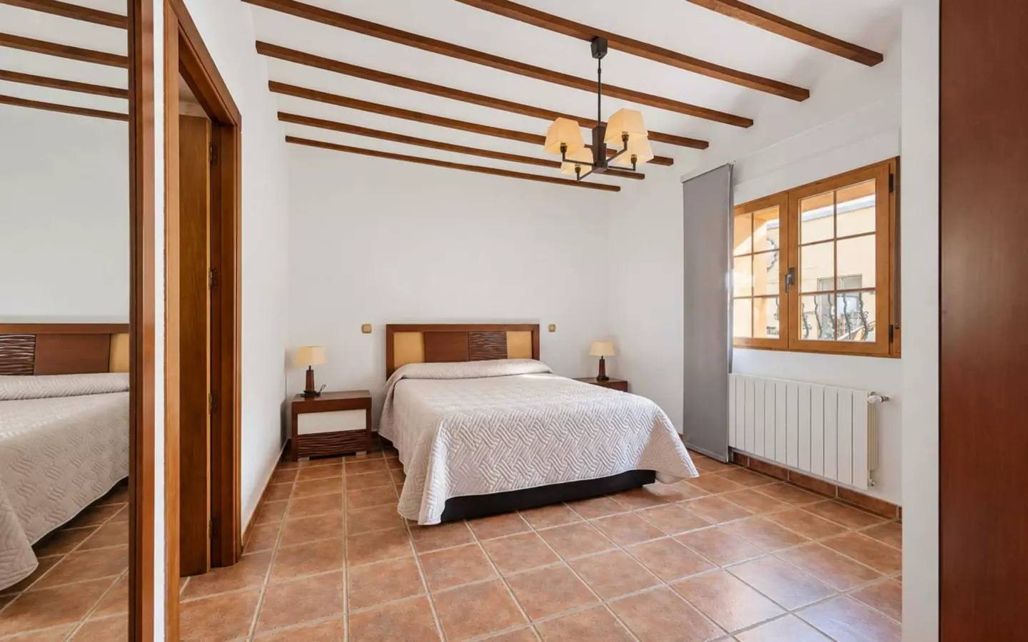 3-bedroom Townhouse In Pinoso, Spain (260 M²)