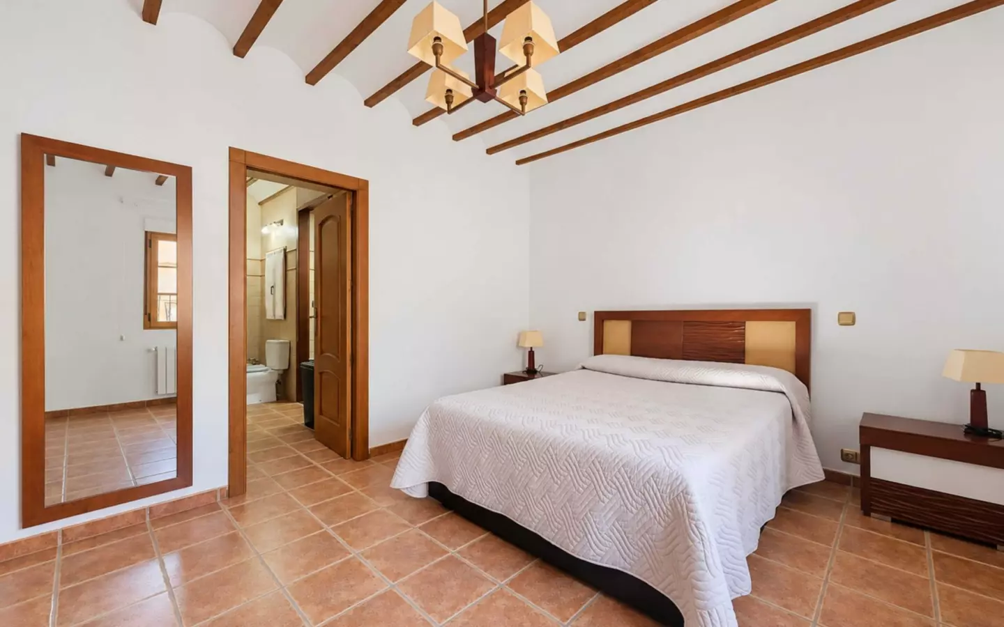 3-bedroom Townhouse In Pinoso, Spain (260 M²)