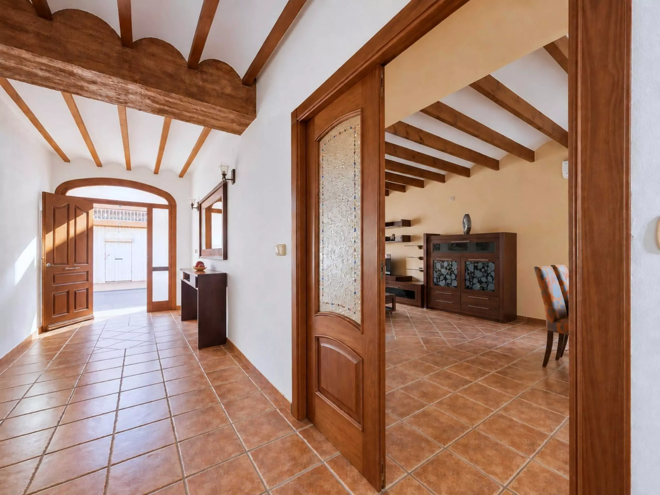 3-bedroom Townhouse In Pinoso, Spain (260 M²)