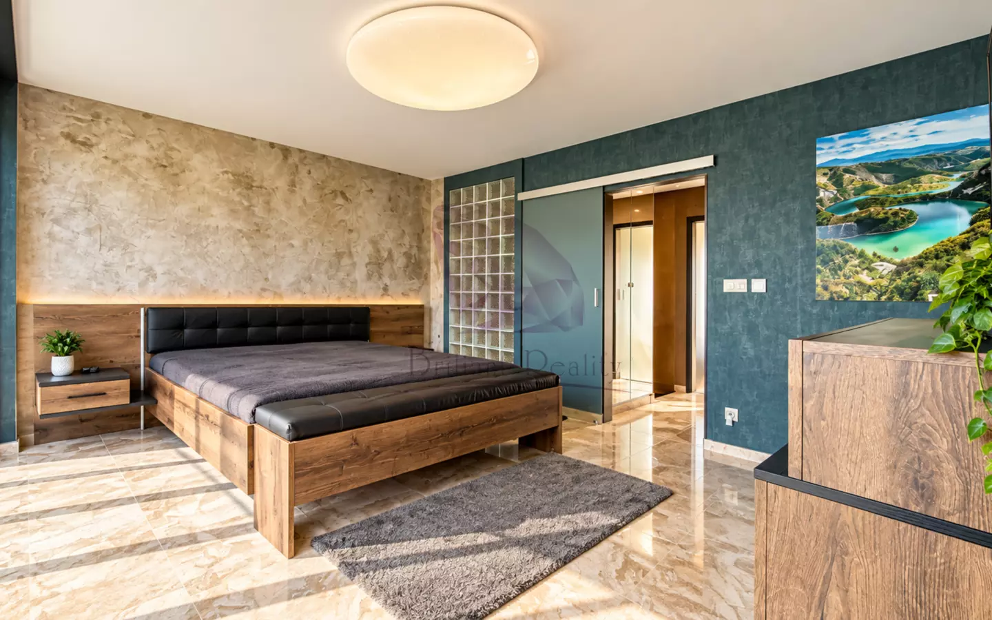 Luxury Waterfront Holiday Villa With Private Dock – SlneČnÉ JazerÁ, Senec, Slovakia