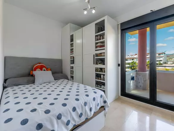 4-bedroom Property In Cancelada, Spain (156 M²)