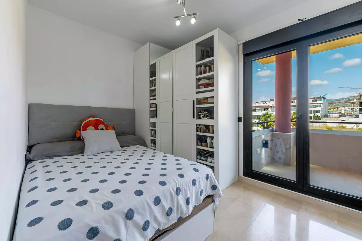 4-bedroom Property In Cancelada, Spain (156 M²)