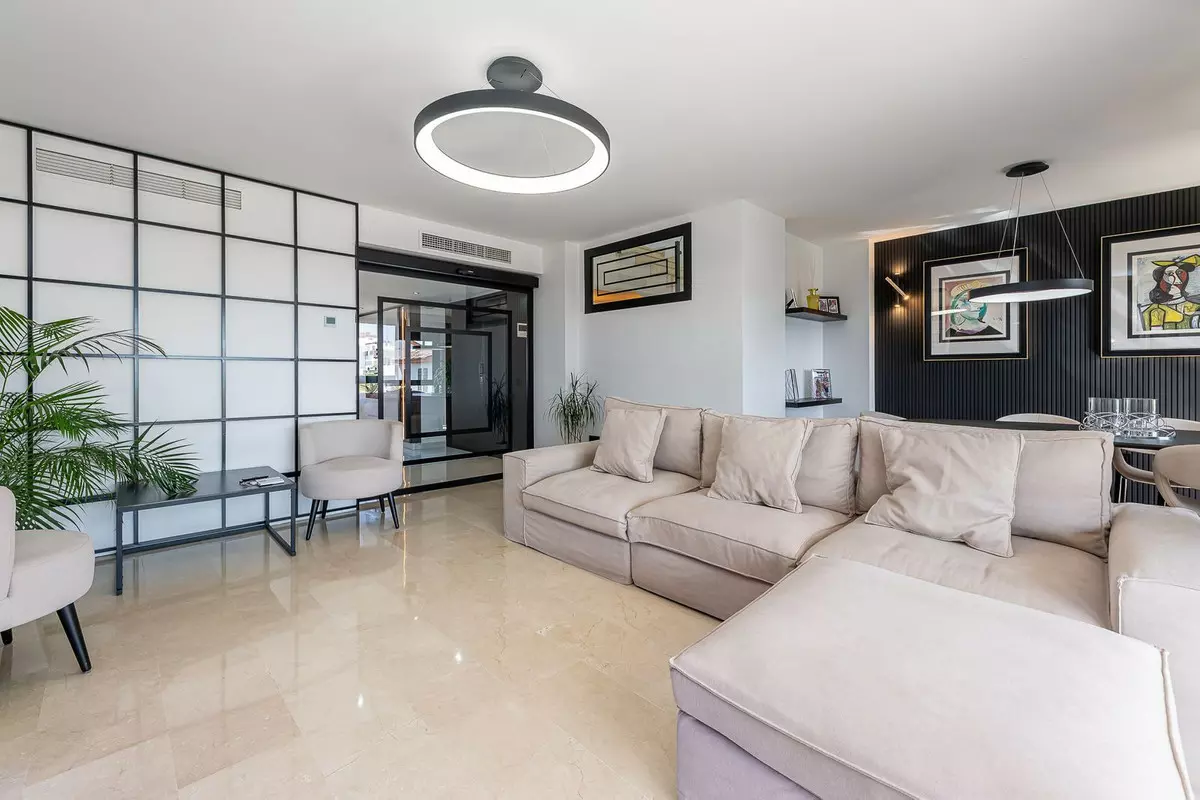 4-bedroom Property In Cancelada, Spain (156 M²)