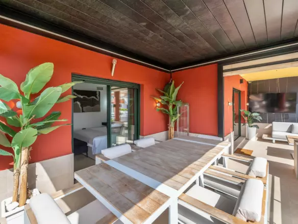 4-bedroom Property In Cancelada, Spain (156 M²)