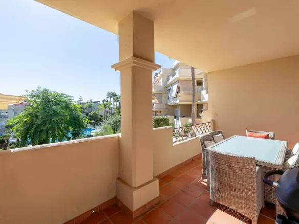 3-bedroom Property In Bel Air, Spain (115 M²)