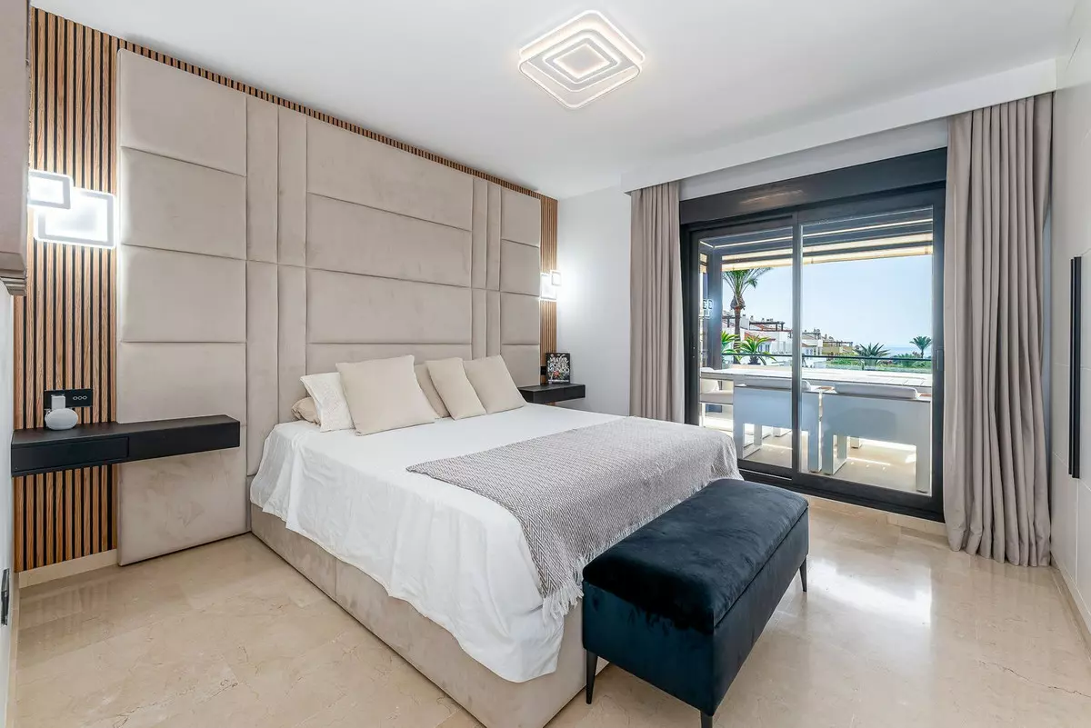 4-bedroom Property In Cancelada, Spain (156 M²)