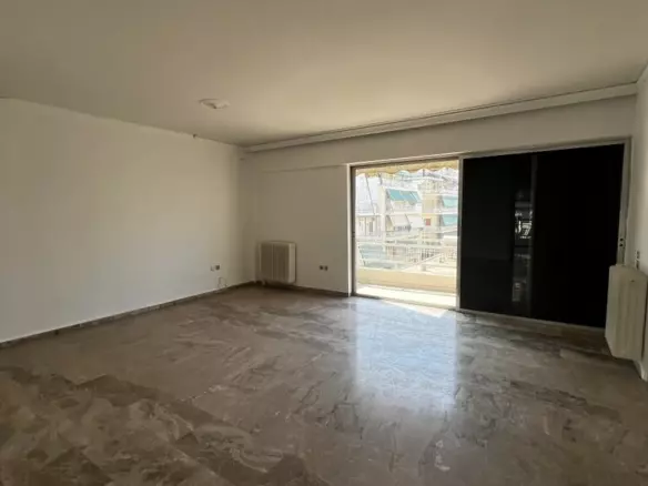 3-bedroom Flat In Zografou, Greece (141 M²)