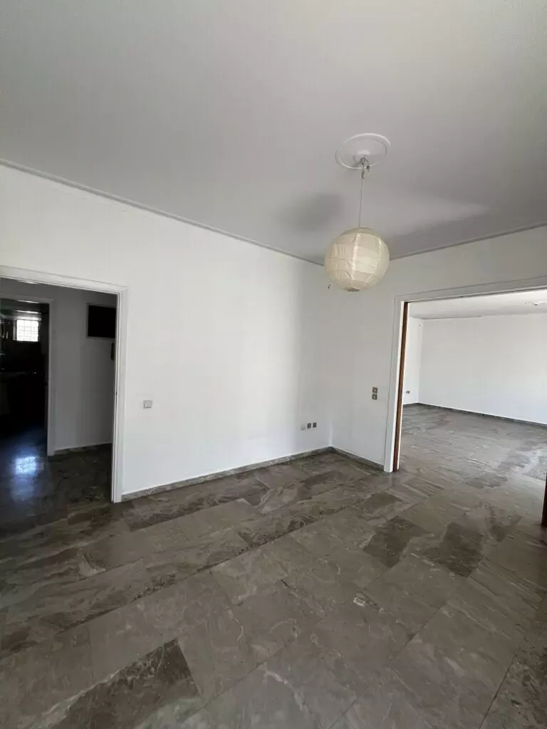3-bedroom Flat In Zografou, Greece (141 M²)