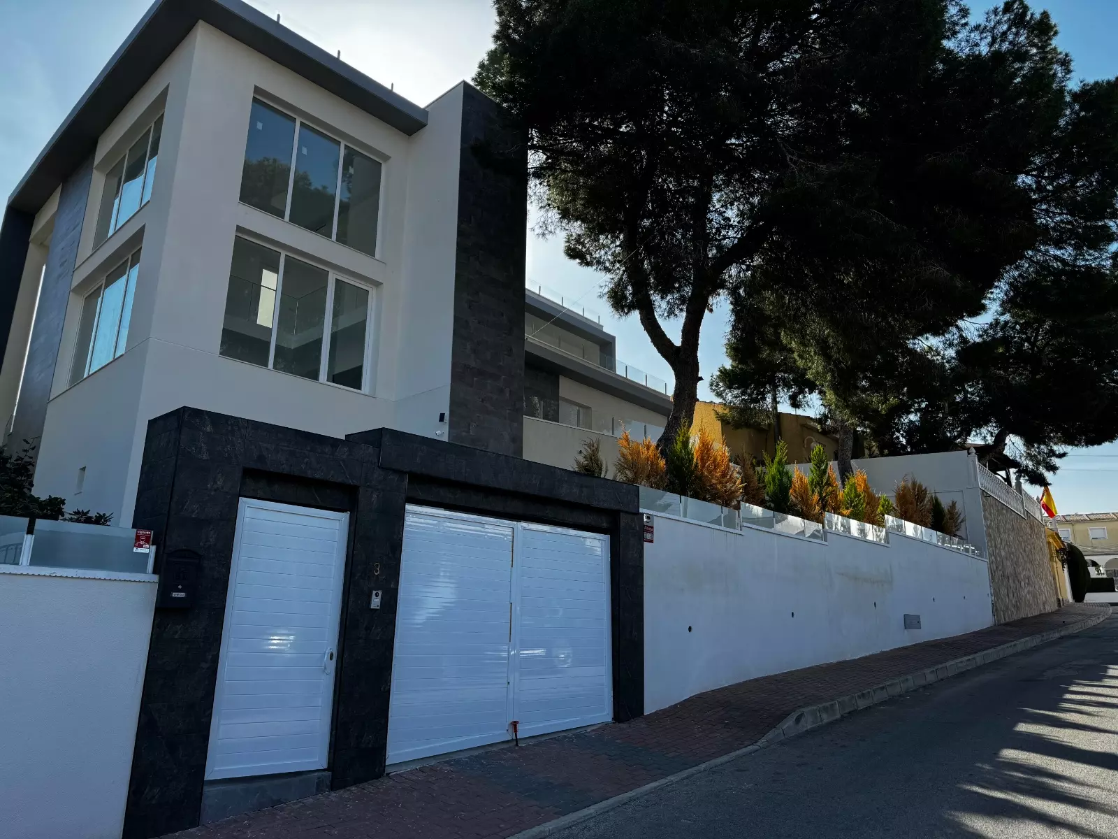 5-bedroom Villa In Torrevieja, Spain (165 M²)