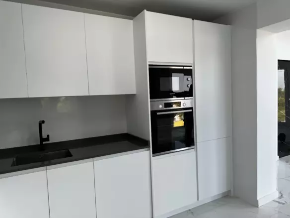 5-bedroom Villa In Torrevieja, Spain (165 M²)