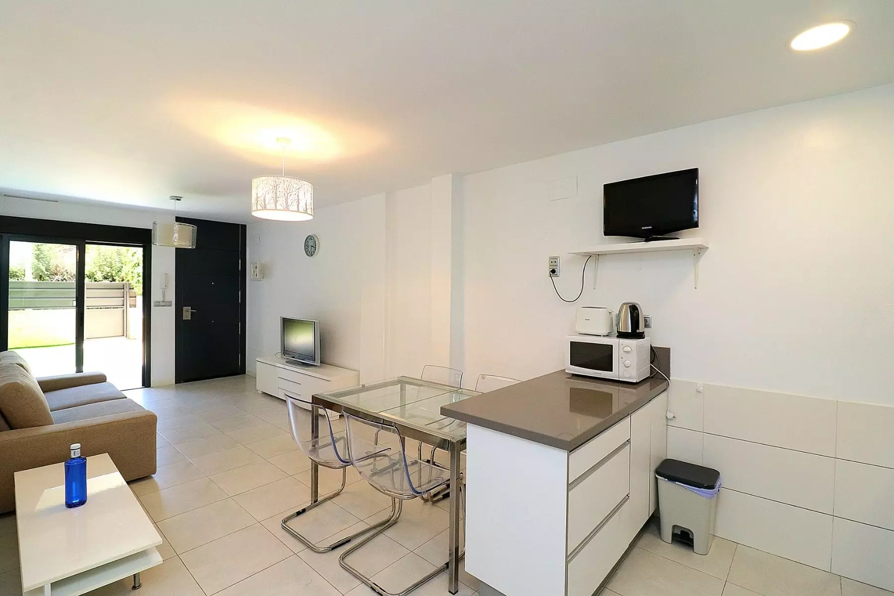 o_1im020d9d9id14i91qhq149l6vu2j-18528e 3-bedroom Apartment In Orihuela Costa, Spain (86 M²)