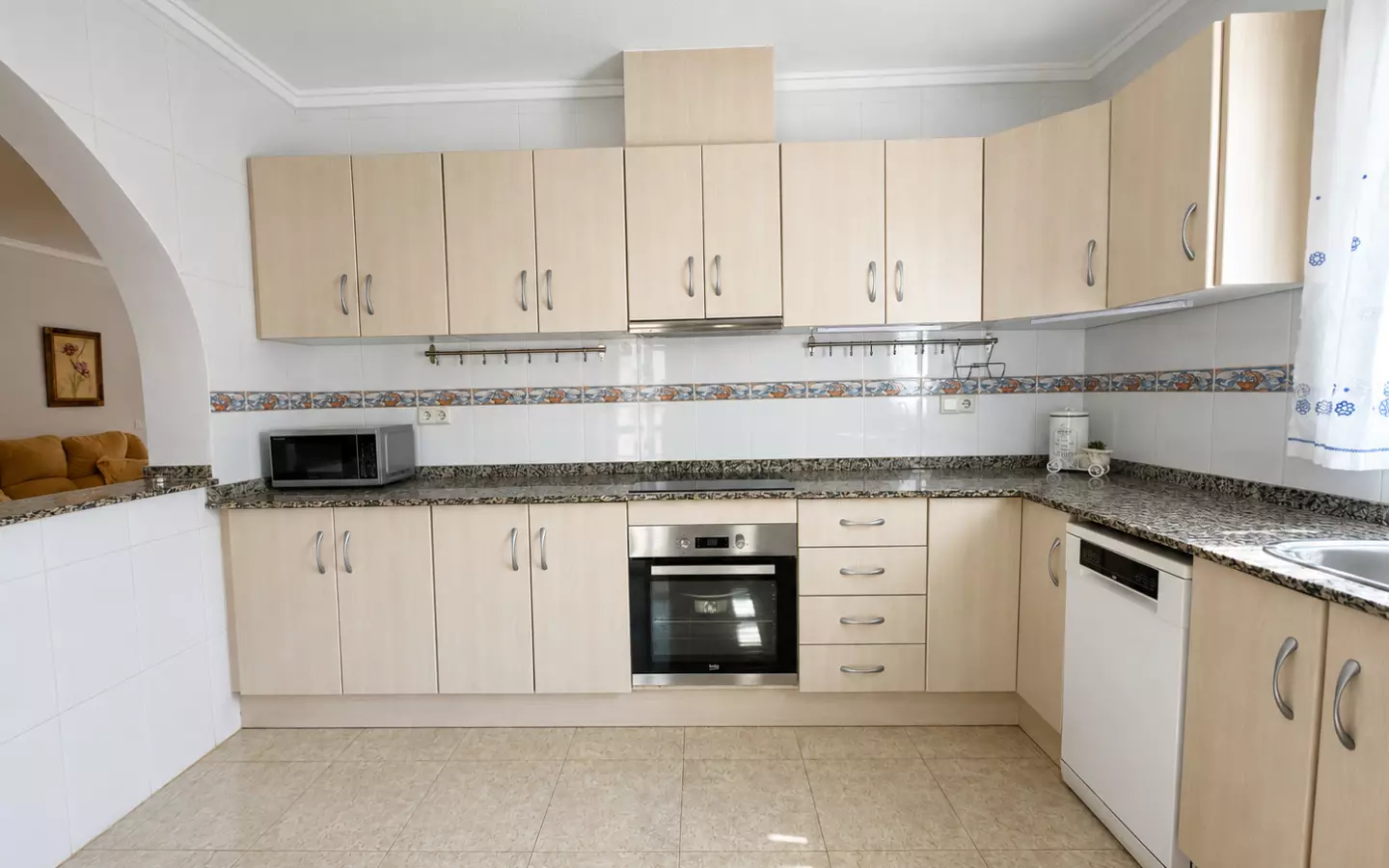 3-bedroom Villa In Ciudad Quesada, Spain (163 M²)