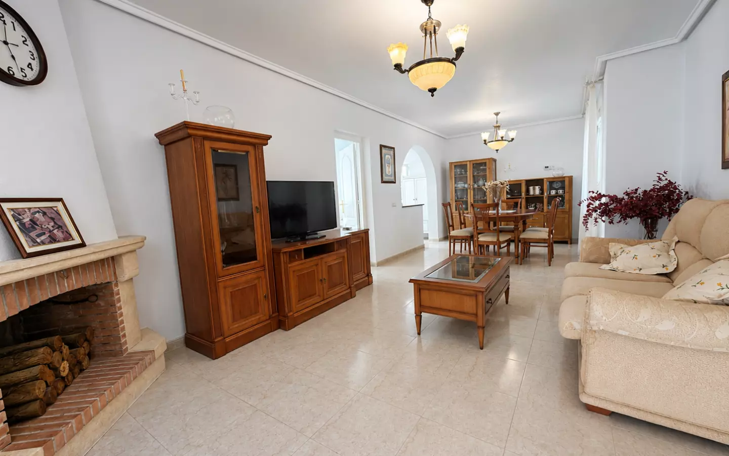 3-bedroom Villa In Ciudad Quesada, Spain (163 M²)