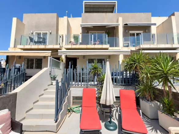 2-bedroom House In Torrevieja, Spain (120 M²)