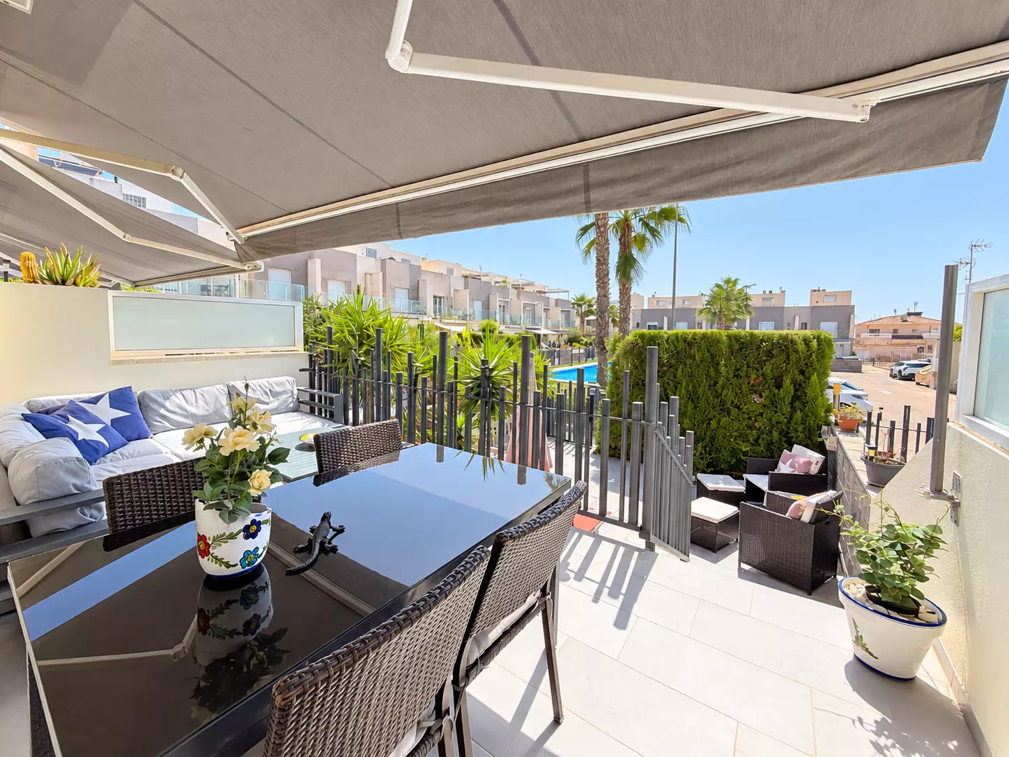 2-bedroom House In Torrevieja, Spain (120 M²)