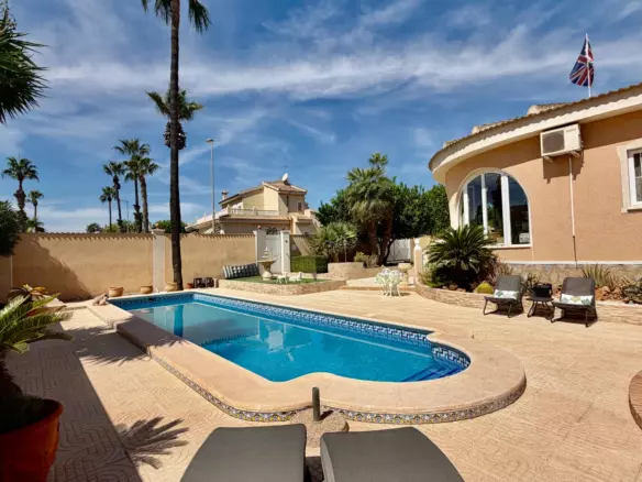 4-bedroom Villa In Ciudad Quesada, Spain (162 M²)