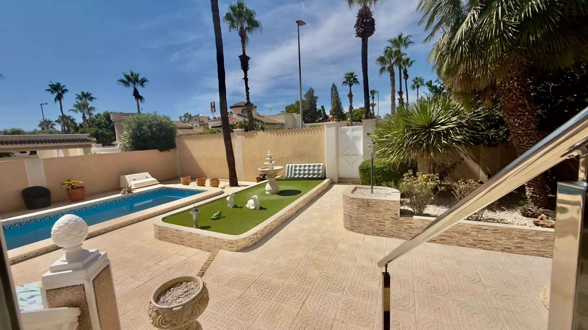 4-bedroom Villa In Ciudad Quesada, Spain (162 M²)