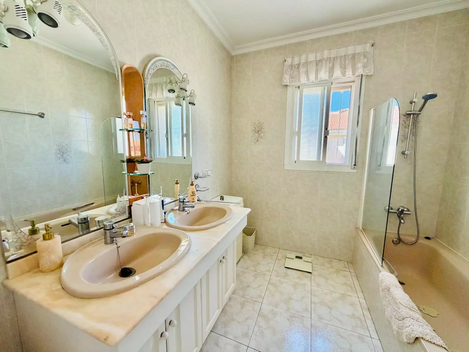 4-bedroom Villa In Ciudad Quesada, Spain (344 M²)