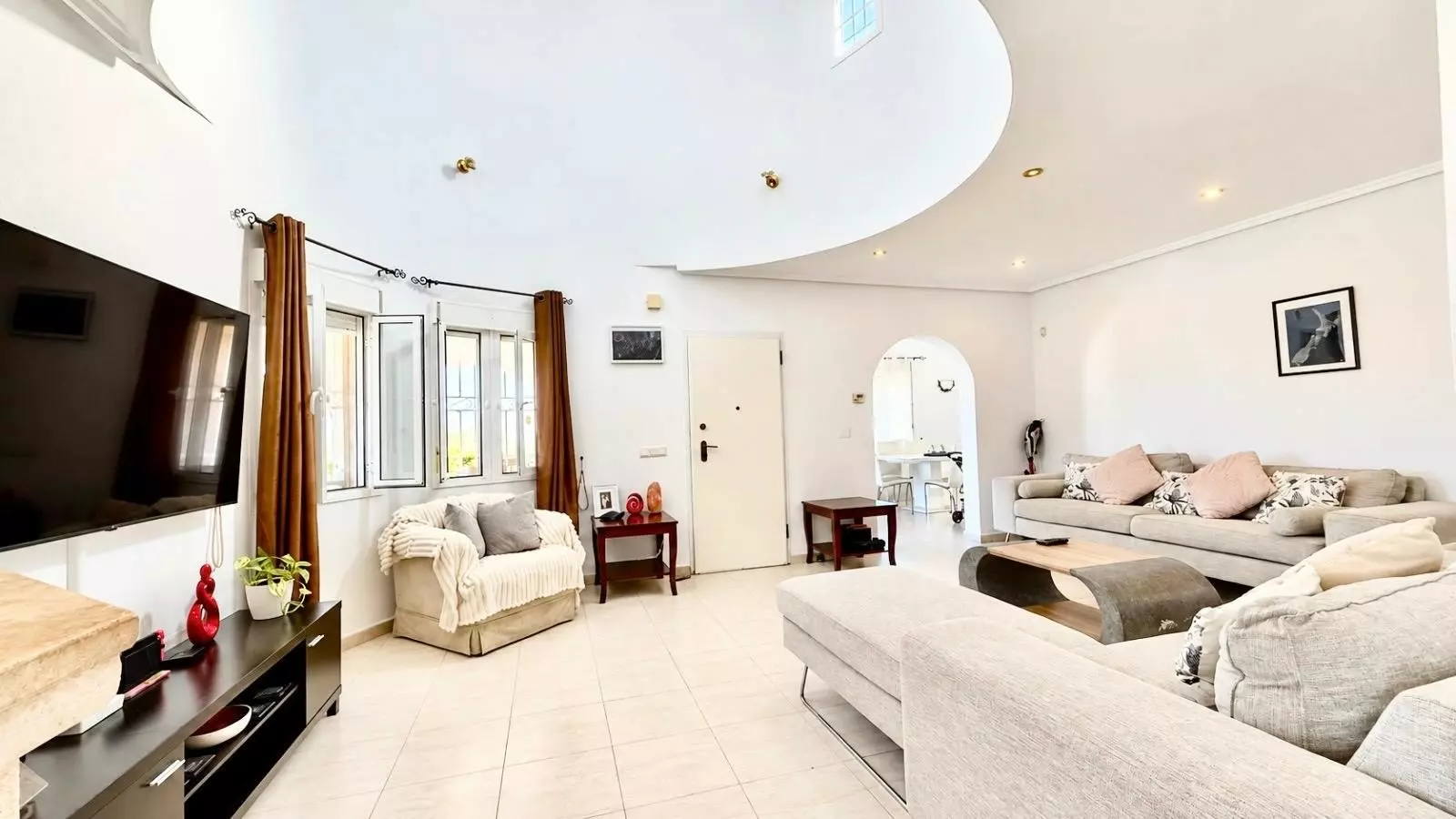 4-bedroom Villa In Ciudad Quesada, Spain (219 M²)