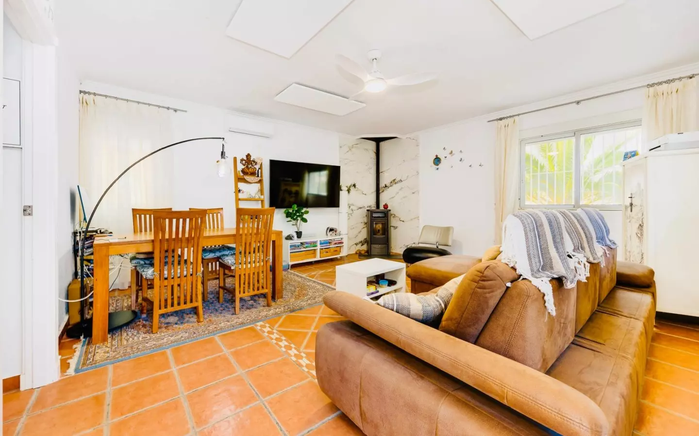 4-bedroom Villa In San Miguel De Salinas, Spain (356 M²)